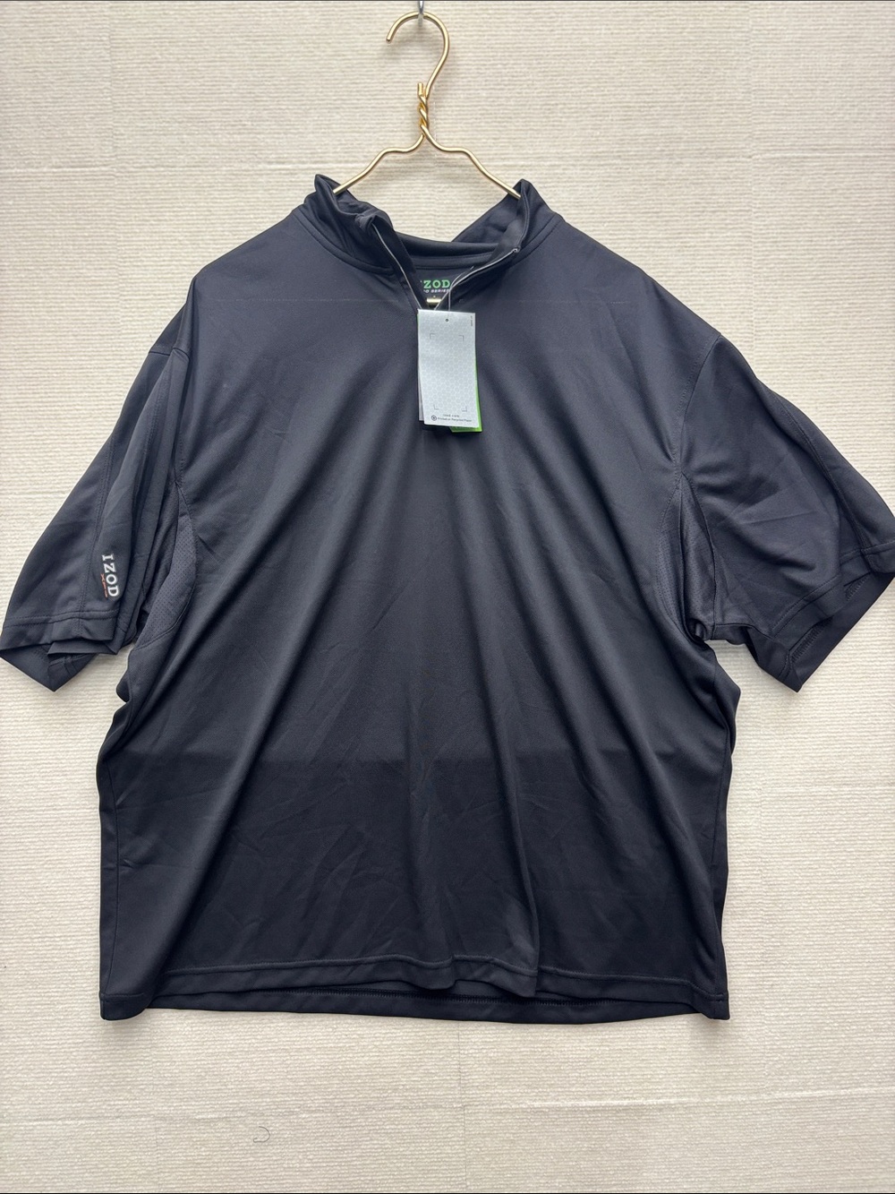 Izod Men's Black Short-Sleeve Quarter-Zip Polo